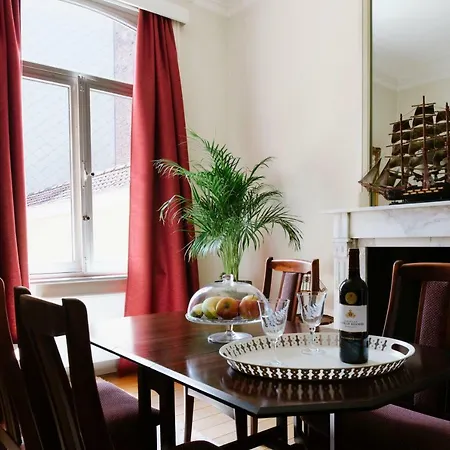 Magnificent Mansion, Top Location Apartment *
